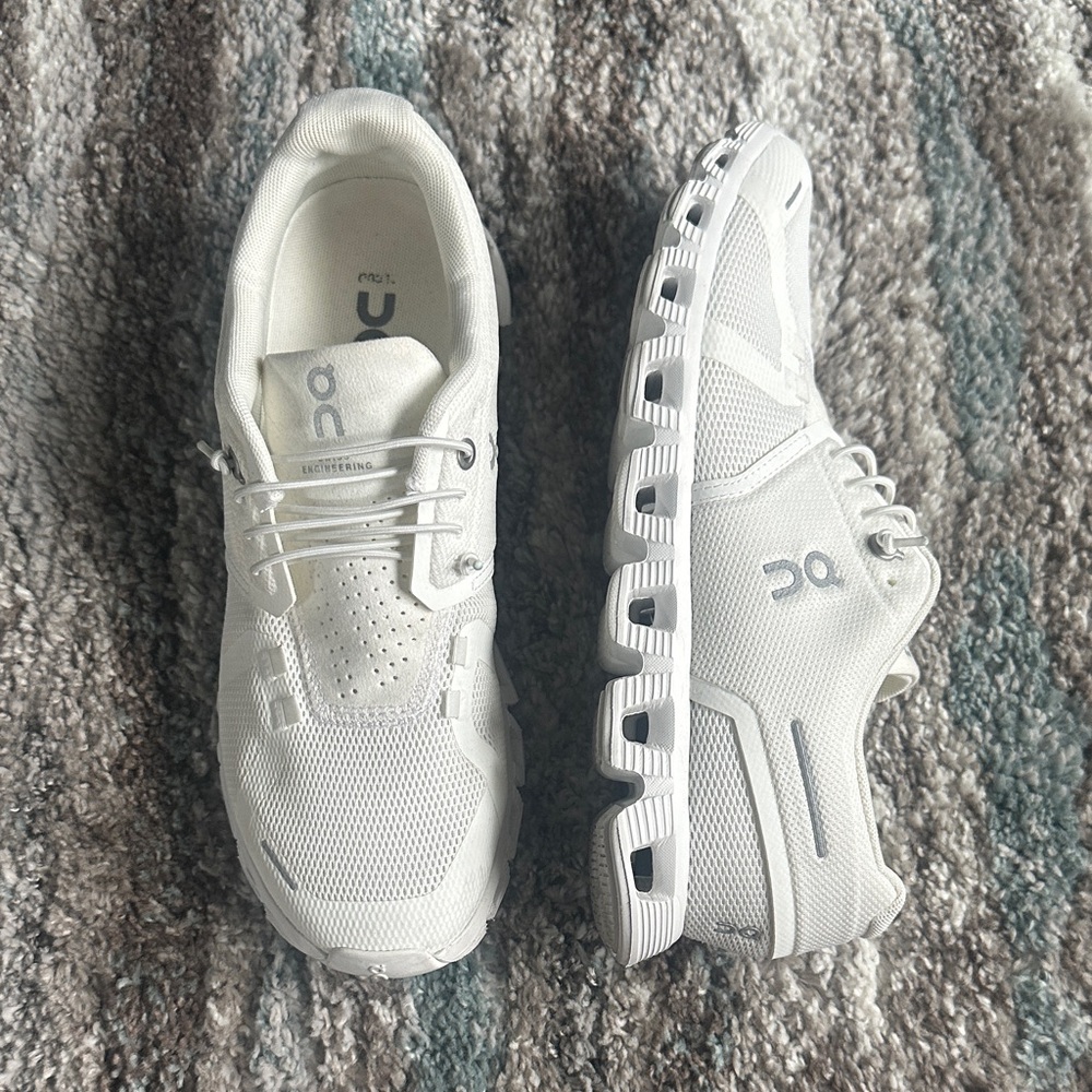 On Women’s Cloud 5 White Sneakers